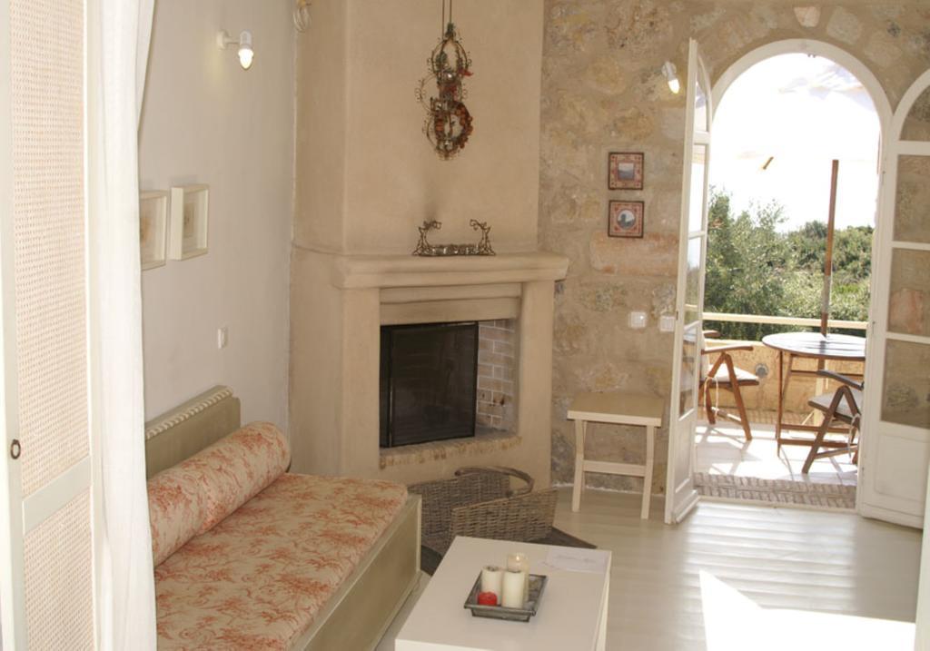 Katikies Manis Apartment Kardamyli Exterior photo
