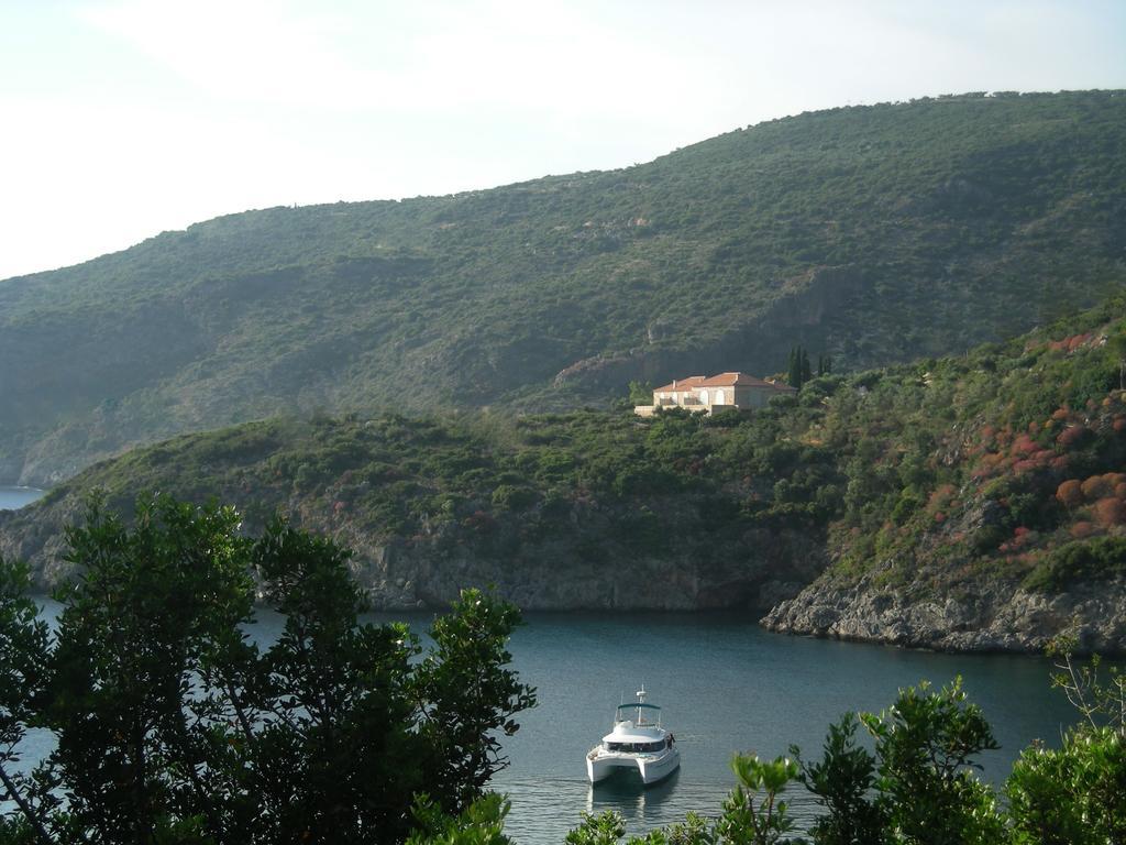Katikies Manis Apartment Kardamyli Exterior photo