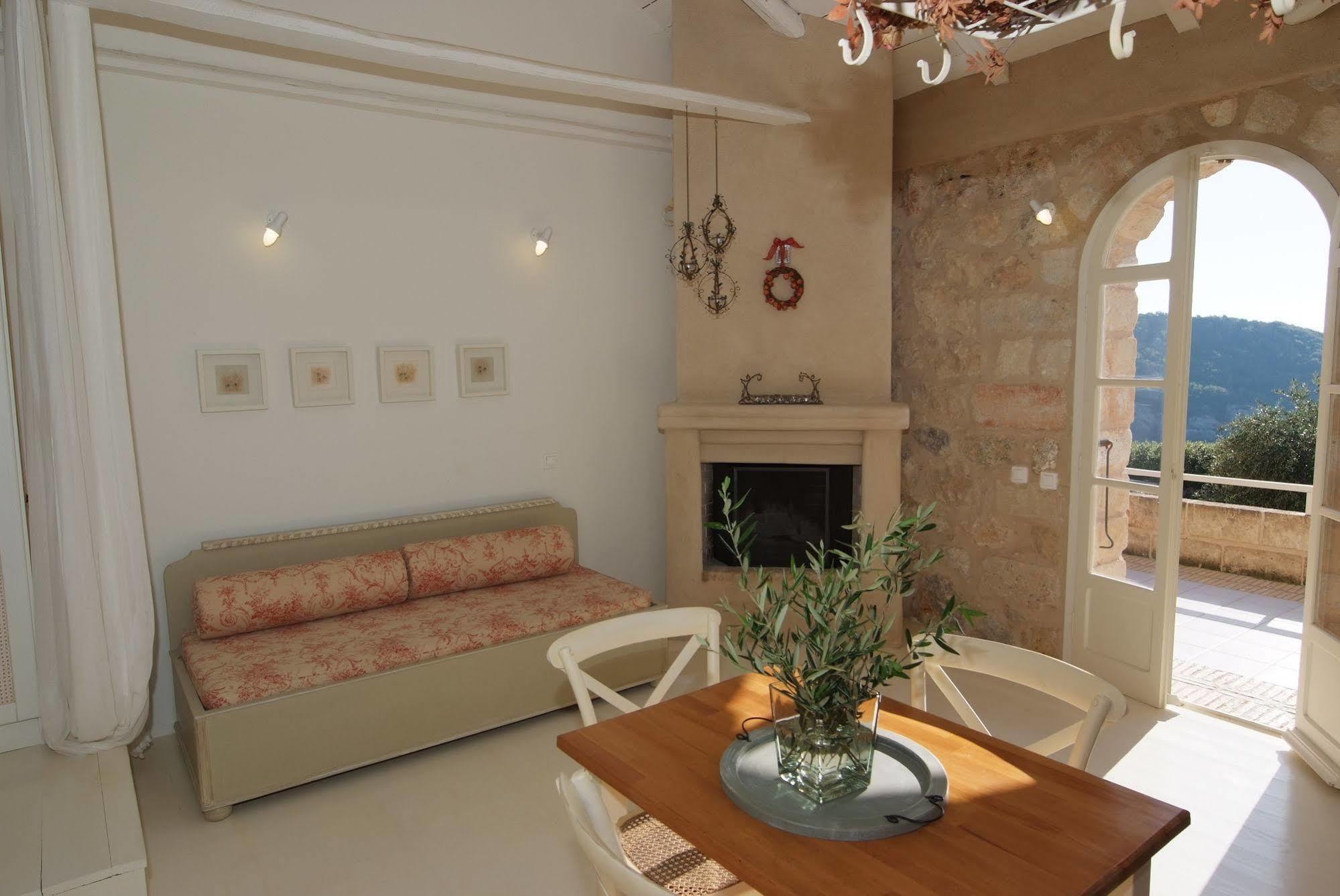 Katikies Manis Apartment Kardamyli Exterior photo